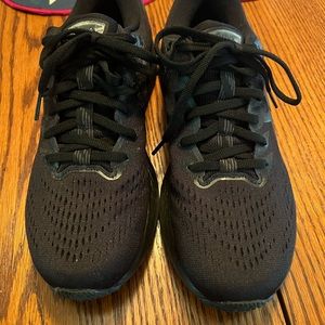 Brand New Kayano Asics